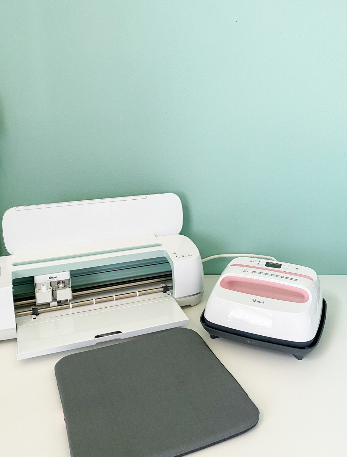 How to Use a Cricut EasyPress Have a Crafty Day