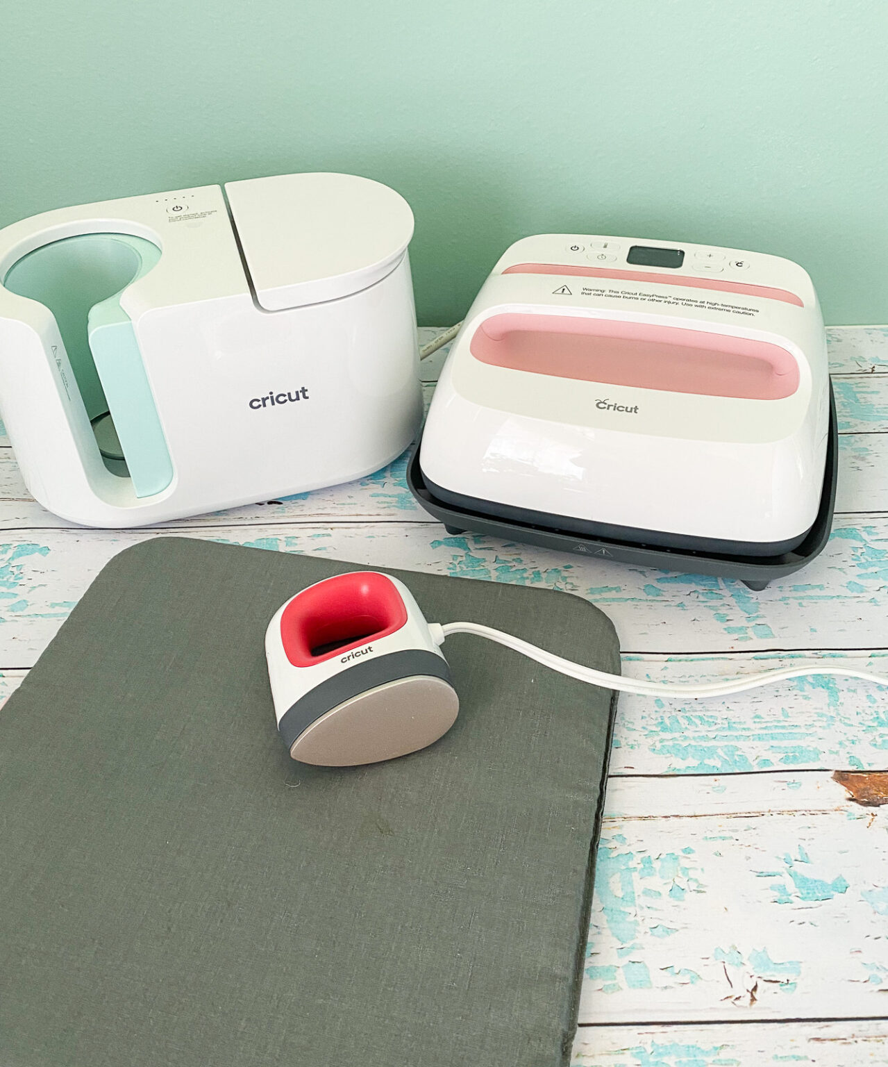 Which Cricut EasyPress Should I Buy? - Have a Crafty Day